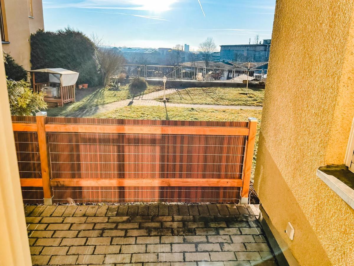 Schoene Wohnung, Eigene Terrasse, Privater Parkplatz, Wi-Fi, Waschmaschine, 3P Chemnitz Eksteriør bilde